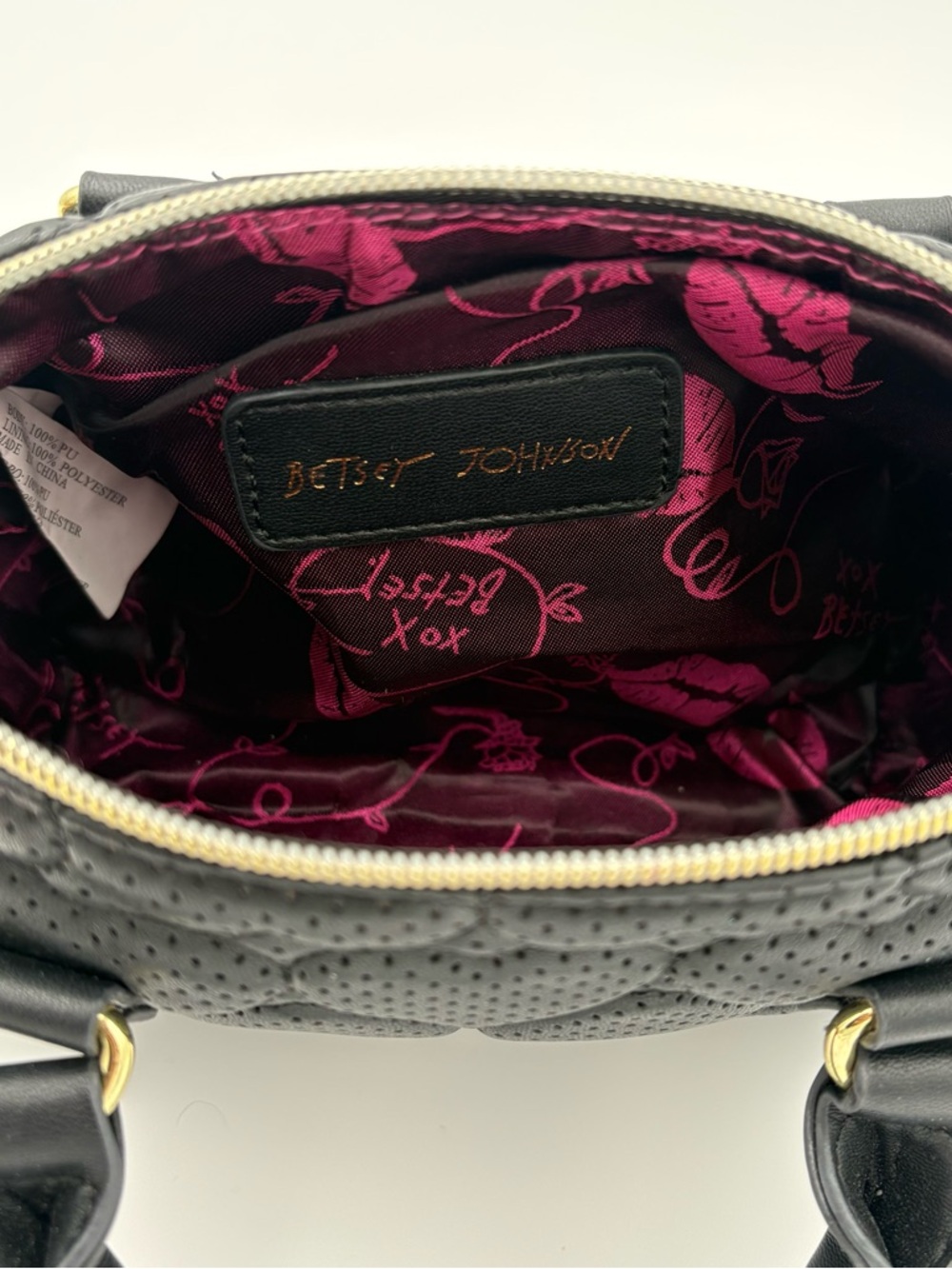 🖤 Betsey Johnson Black Quilted Heart Satchel Bag - Picture 4 of 8